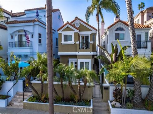 621  8th   Street, Huntington Beach, CA