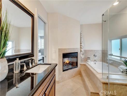 621  8th   Street, Huntington Beach, CA