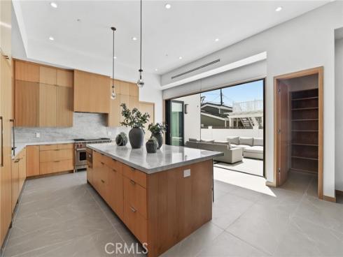 1828  Pine  , Huntington Beach, CA