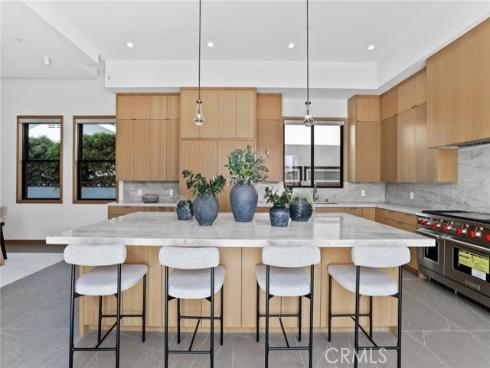 1828  Pine  , Huntington Beach, CA