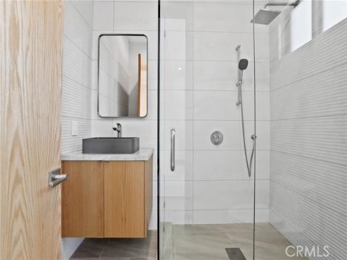 1828  Pine  , Huntington Beach, CA