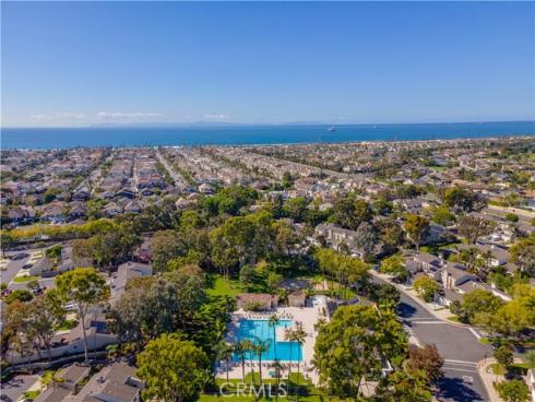 19748  Shorecliff  , Huntington Beach, CA