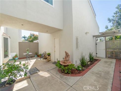 19748  Shorecliff  , Huntington Beach, CA