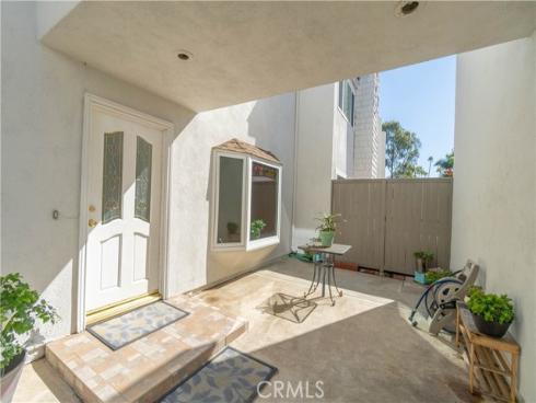 19748  Shorecliff  , Huntington Beach, CA