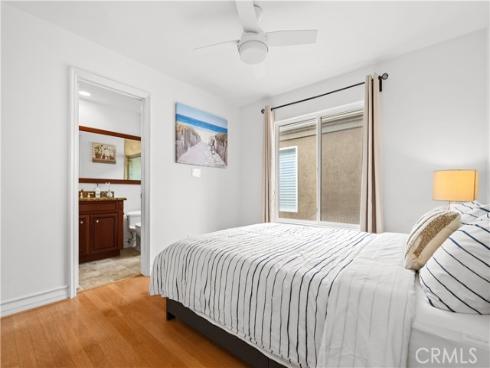 513  Pecan Ave  , Huntington Beach, CA