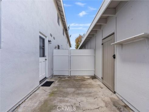 9831  Continental Dr.  , Huntington Beach, CA