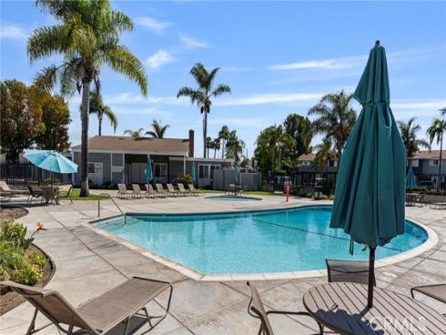 9831  Continental Dr.  , Huntington Beach, CA