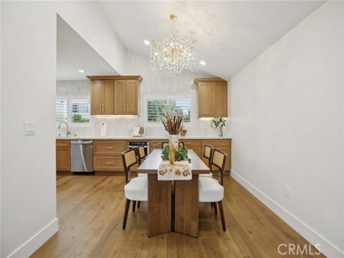 16542  Los Verdes   Lane, Huntington Beach, CA