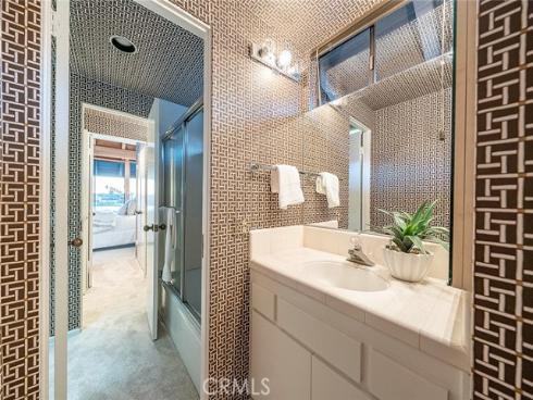 16611  Carousel   Lane, Huntington Beach, CA