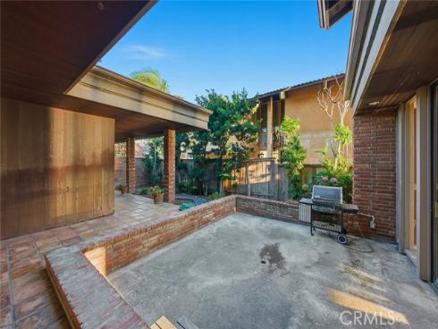 16611  Carousel   Lane, Huntington Beach, CA