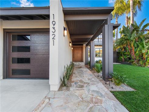 19321  Manor Point   Circle, Huntington Beach, CA