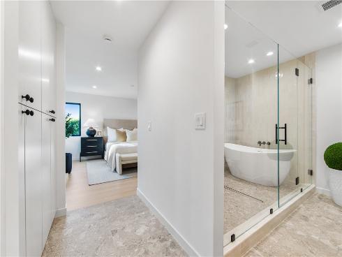 19321  Manor Point   Circle, Huntington Beach, CA