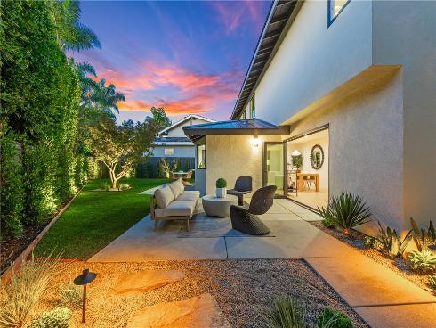 19321  Manor Point   Circle, Huntington Beach, CA