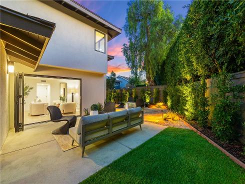 19321  Manor Point   Circle, Huntington Beach, CA