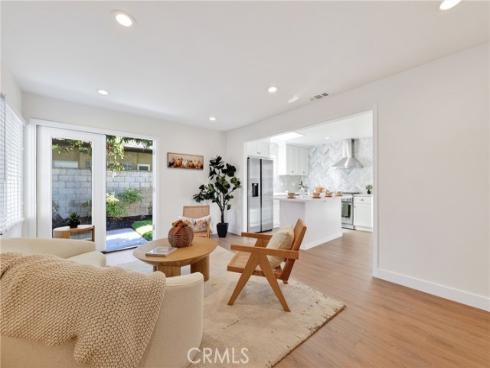 302  Cleveland  , Huntington Beach, CA