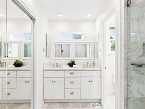 302  Cleveland  , Huntington Beach, CA