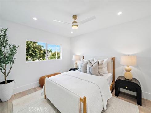 5262  Glenroy Dr  , Huntington Beach, CA