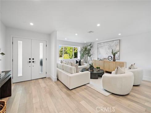 5262  Glenroy Dr  , Huntington Beach, CA