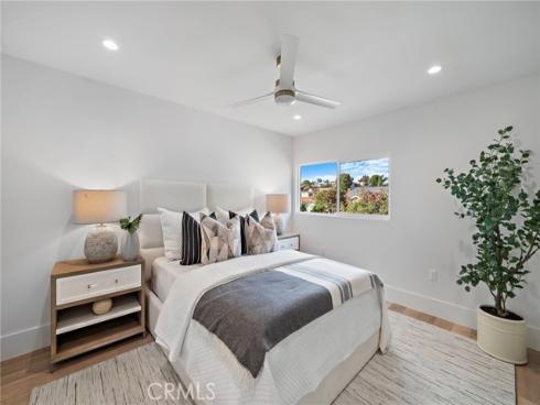 5262  Glenroy Dr  , Huntington Beach, CA