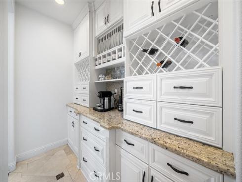 19731  Estate Circle  , Huntington Beach, CA