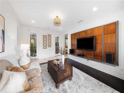 19731  Estate Circle  , Huntington Beach, CA