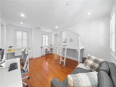 19731  Estate Circle  , Huntington Beach, CA