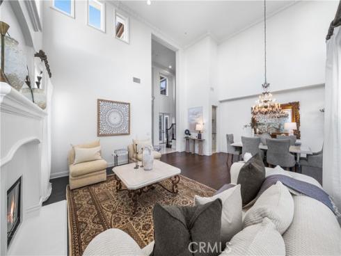 19731  Estate Circle  , Huntington Beach, CA