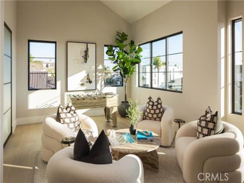 9121  Christine   Drive, Huntington Beach, CA