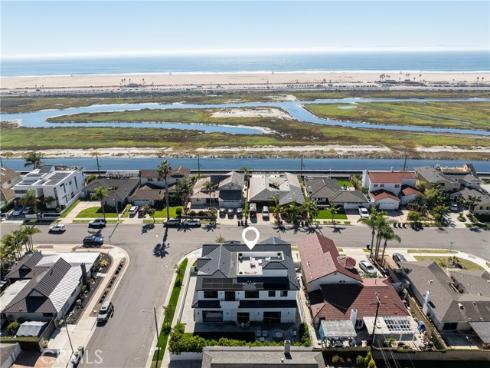 9121  Christine   Drive, Huntington Beach, CA