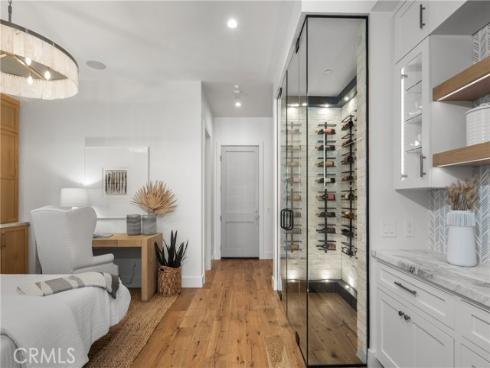 1004  Huntington  , Huntington Beach, CA