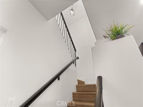 19172  Holly  D  Lane, Huntington Beach, CA