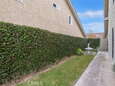 8342  Seaport  , Huntington Beach, CA