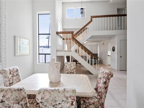 8342  Seaport  , Huntington Beach, CA