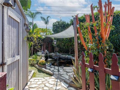 8242  Grant   Drive, Huntington Beach, CA