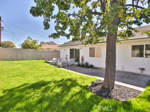 6401  Royal Oak  , Huntington Beach, CA