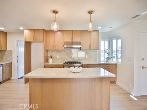 6401  Royal Oak  , Huntington Beach, CA