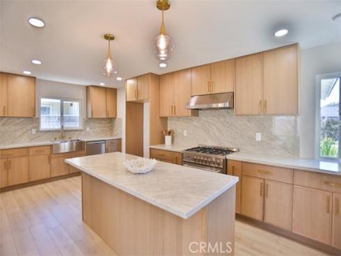 6401  Royal Oak  , Huntington Beach, CA