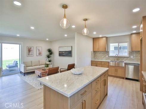 6401  Royal Oak  , Huntington Beach, CA