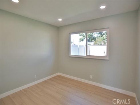 6401  Royal Oak  , Huntington Beach, CA