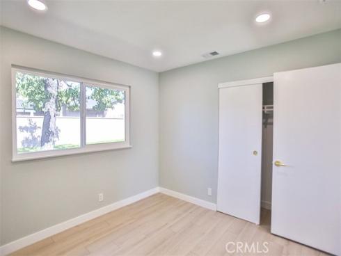 6401  Royal Oak  , Huntington Beach, CA