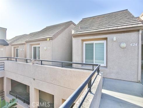 1200  Pacific Coast  423 , Huntington Beach, CA