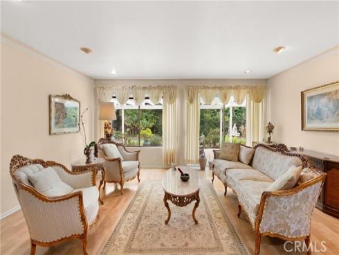 9412  Hingham  , Huntington Beach, CA