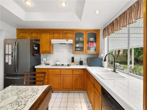 9412  Hingham  , Huntington Beach, CA