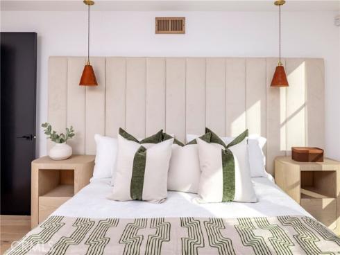 4072  Humboldt  , Huntington Beach, CA