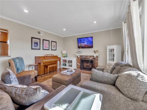 6171  Kiser  , Huntington Beach, CA