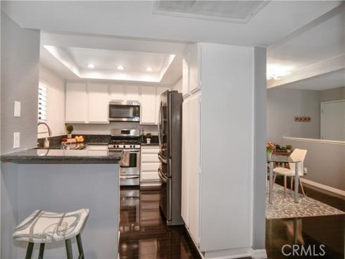 16551  Grunion Lane  204 , Huntington Beach, CA