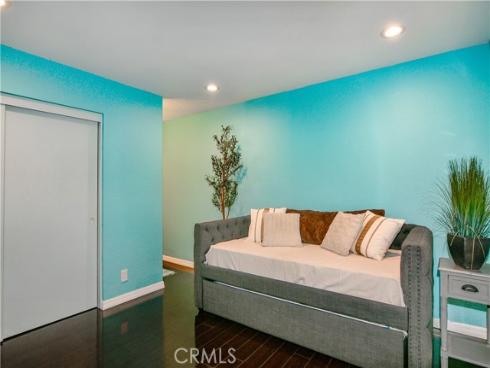 16551  Grunion Lane  204 , Huntington Beach, CA