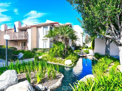 16551  Grunion Lane  204 , Huntington Beach, CA