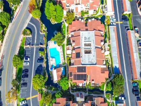 16551  Grunion Lane  204 , Huntington Beach, CA