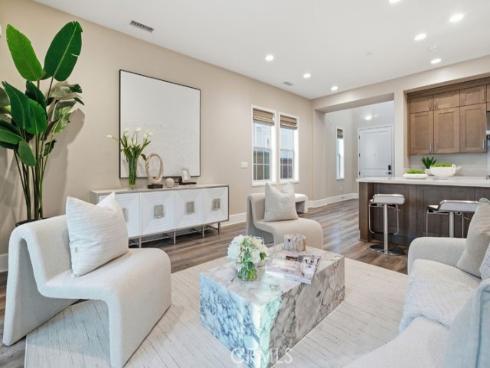 17301  Juniper   Lane, Huntington Beach, CA